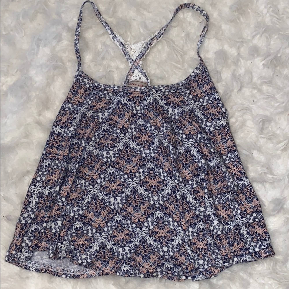 aero cropped tank top